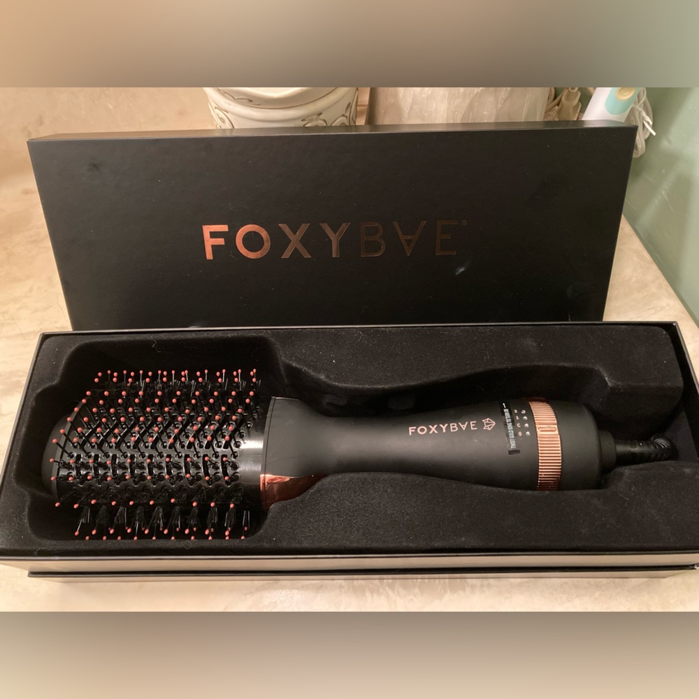 FoxyBae 3” Rose Gold Edition Blowout Brush - Box Included